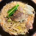 博多炊き餃子　池ぽん - 