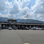 道の駅禅の里飲食コーナー - 広い駐車場