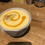 SPICY CURRY 魯珈 - マンゴーラッシー（限定）500円