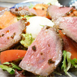 大栄 - 牛肉サラダ