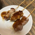 中トロと豚足 - 