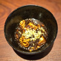 魚China YO - スペシャリテ  魚介ミンチの白子入り麻婆豆腐