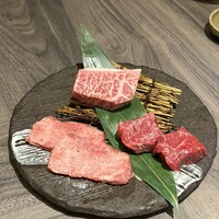 近江うし焼肉 にくTATSU 日本橋室町店 - 