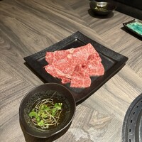 近江うし焼肉 にくTATSU 日本橋室町店 - 