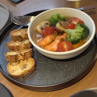Bistro NOHGA  - エビのアビージョ