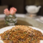 唐閣 - 和牛とネギの炒飯