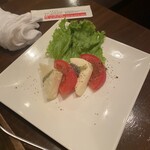 シュラスコ 肉寿司食べ放題 夜景肉バル サルーテジャポン - 