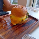 miele the DINER - チーズバーガー