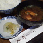 ランチはご飯お汁付き（夜は別です）