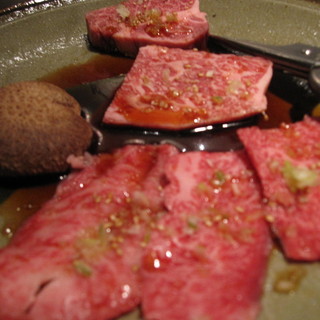 壱語屋 - 料理写真:黒毛和牛のﾘﾌﾞﾛｰｽ・ﾍﾚﾛｰｽ・ｶﾙﾋﾞ