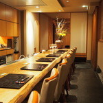 もちづき - 美しい店内