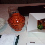 瀬里奈 - 　大分県産のさばを使用したさばの味噌煮です。さばは脂がのっていて、口の中でとろけるような至福の味わいです。