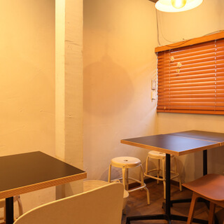 A cozy space to relax in an at-home atmosphere ◆ Perfect for after work or girls' night out ◎