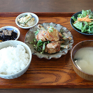 Lunch Set Featuring Local Ingredients ◆ Comes with Delicious Coffee ◎