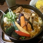 スープカレーGARAKU - 野菜に角煮トッピング
