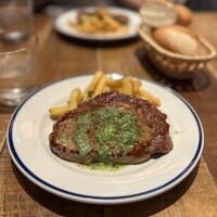 Bistro Buzz 赤坂 - 