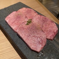 焼肉 黒田 - 