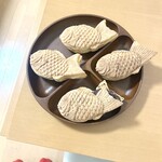 marii庵 - 白桃クリーム、プレミアムクリーム、北海道バター小倉のたい焼き