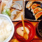 肉汁餃子のダンダダン - 餃子ライス