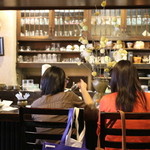 茶房 武蔵野文庫 - ⇒（中央）