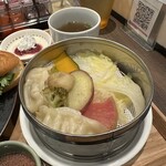 CAL-VIET CINTAS365 - 