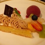 LOUNGE RINDO - ケーキセット(モンブランタルト)