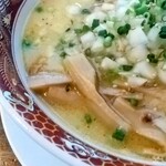 房州麺処 麺屋ちゃいなはうす - とん塩ラーメンのメンマ