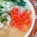 房州麺処 麺屋ちゃいなはうす - とん塩ラーメンの紅生姜
