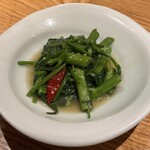 Kisurin Karuizawa - 青菜のニンニク炒め(¥1,280)
