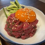 炭火焼肉 にく式 - 塩ユッケ