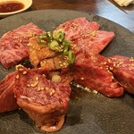 炭火焼肉 にく式 - カイノミ　ハラミ　中落ちカルビ　厚カイノミ　厚ハラミ