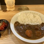 ねずみ女が作る妖怪カレー - 妖怪カレー。