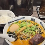 カラシビ味噌らー麺 鬼金棒 神田本店 - 