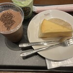 タリーズコーヒー - 料理写真:チョコリスタ、抹茶リスタ、チーズケーキ。