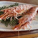 民宿しらい - 塩焼き　剥きながらがおいしいんだよねー