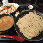 麺屋 甚八 - 魚介濃厚つけ麺（大盛り無料）＋チャーシュー明太ドリア
