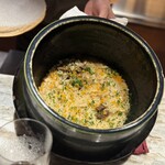 肉割烹 SHUN - 牛すじの土鍋ピラフ