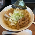 つけ麺屋しずく - 限定 自家製太麺渡辺中華そば1,000円。ワシワシした麺は実に太く硬めの茹で上がり（正直 驚いた）。