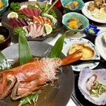 民宿 福聚荘 - 料理写真:じゃ〜ん✨海の幸満載の夕食で〜す