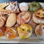 ブーランジェリーシュシュ - 焼きたてパン１２個（\2160）2014/10/13UP