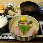 うをとよ - 刺身定食（ランチ）