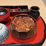 あつた蓬莱軒 松坂屋店 - 