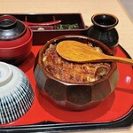 あつた蓬莱軒 松坂屋店 - 