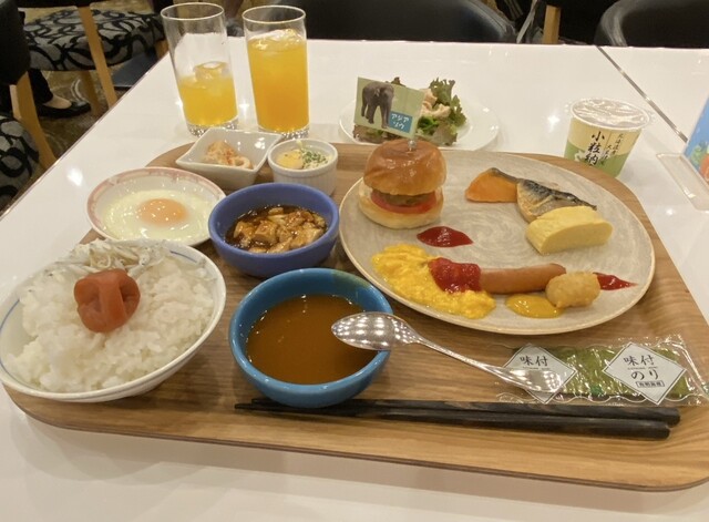 Restaurant  Roger (Hotel Associa Toyohashi)