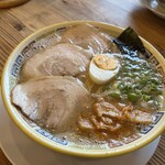 久留米とんこつラーメン 松山分校 - 