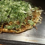 お好み焼き 剛毅 - ネギは必ず追加トッピング