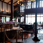 ラウンジ　ドルチェ - 重厚感あるラウンジ