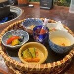 和韓料理 プルコギ専門店 じゅろく - 前菜