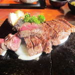 三牛志 藍屋 - 溶岩焼　ステーキ150ｇ：3402円(食前酒+サラダ+酢の物+ご飯+お味噌汁+珈琲)