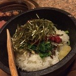 炭火焼肉　花らんぷ - 石焼ビビンバ